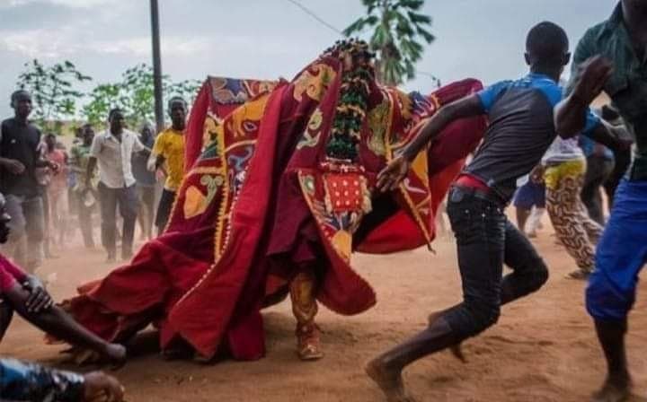 Idoma cultural heritage and traditions